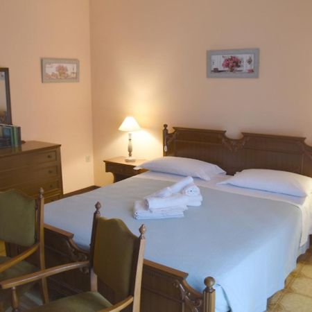 Agriturismo I Portici Гаттео-а-Маре Экстерьер фото