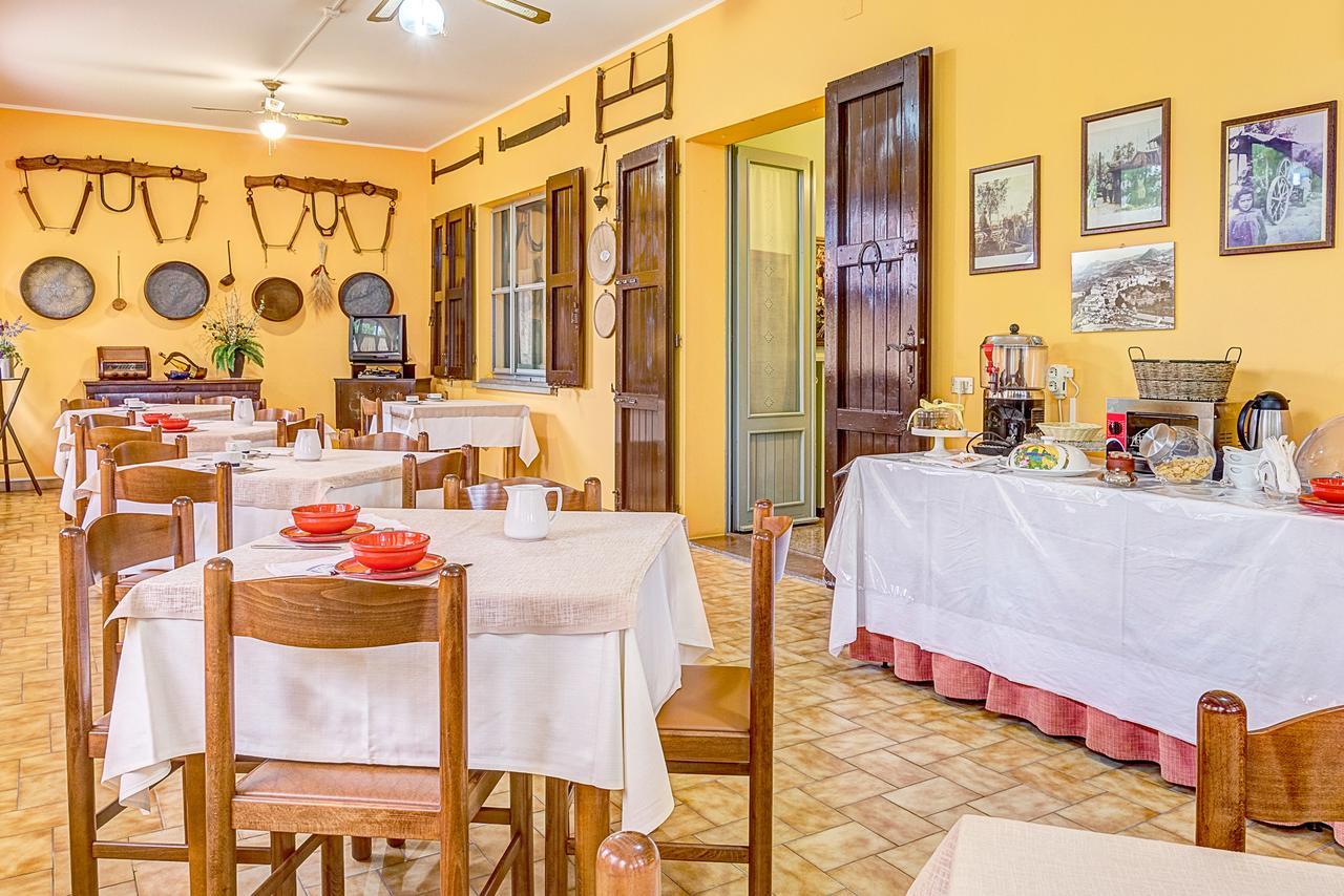 Agriturismo I Portici Гаттео-а-Маре Экстерьер фото