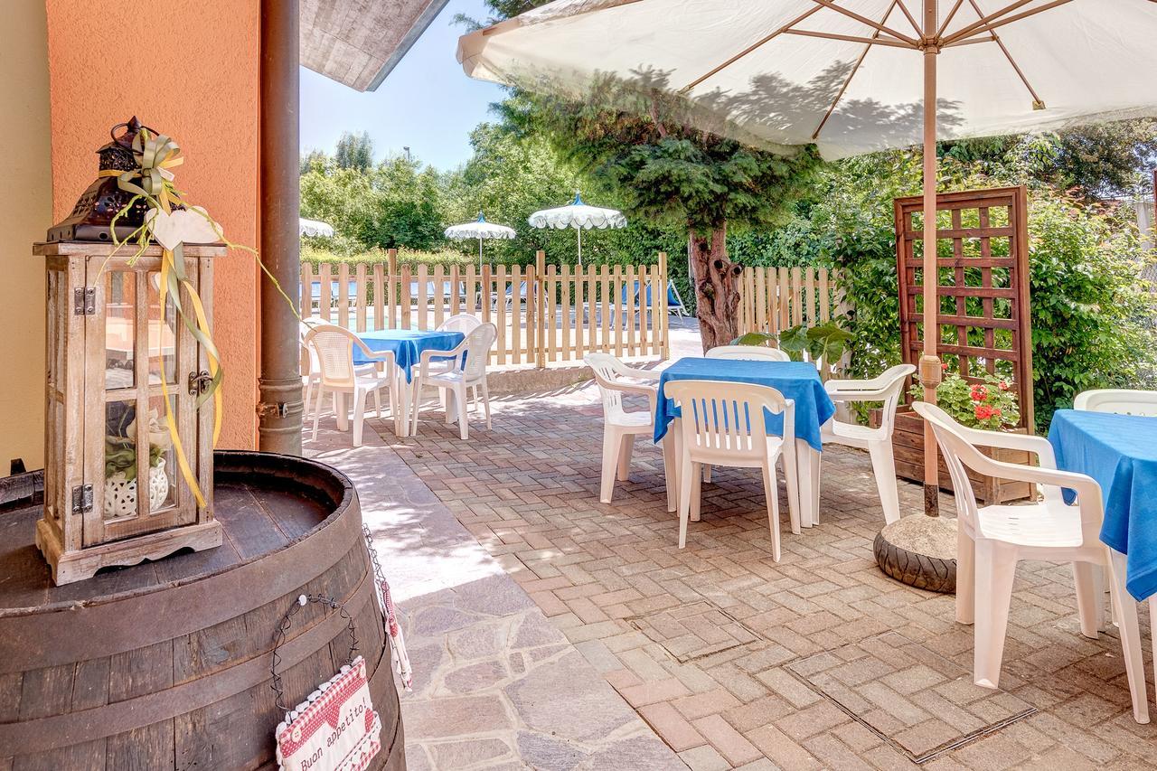 Agriturismo I Portici Гаттео-а-Маре Экстерьер фото